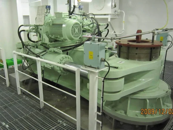 steering-gear steering-gear